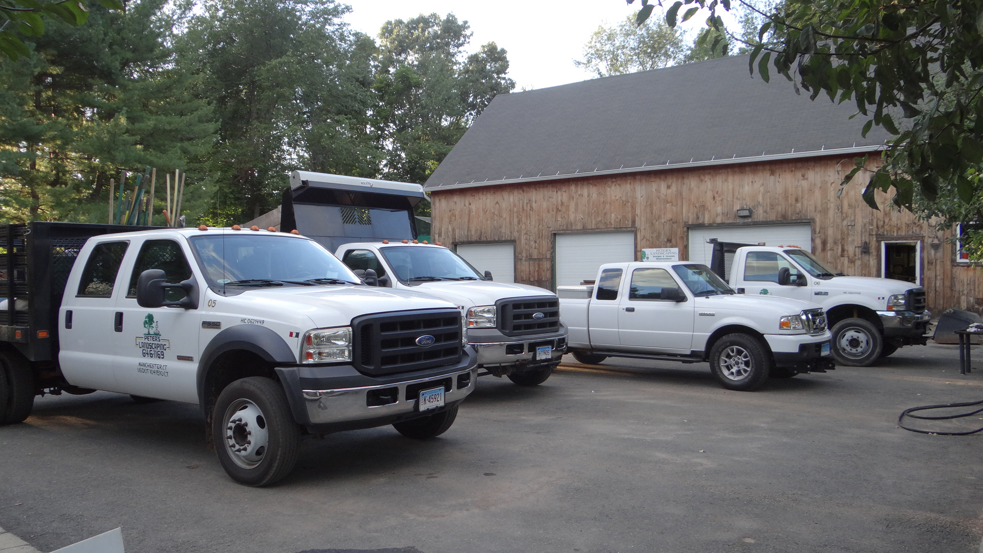 At Peter's Landscaping we have the crew and the fleet to help you meet your landscaping design and maintenance needs.